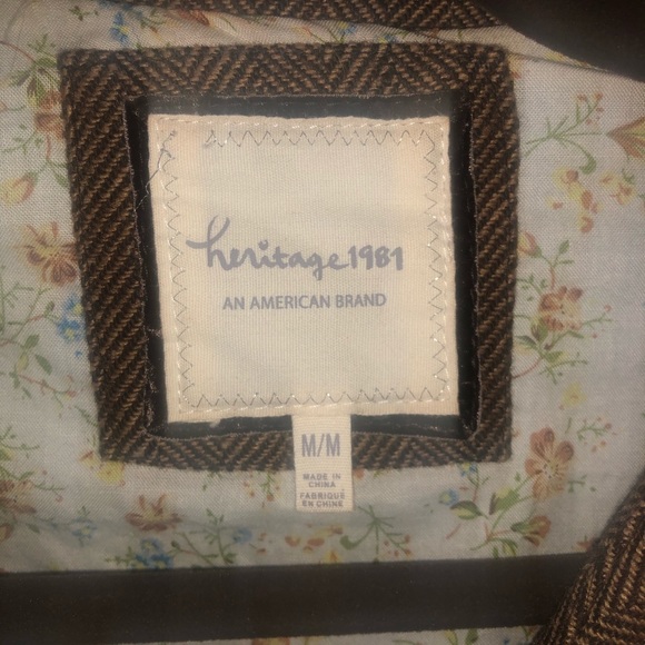 Coat - Picture 2 of 9